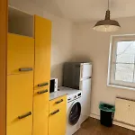 Fuer 5 Personen In *