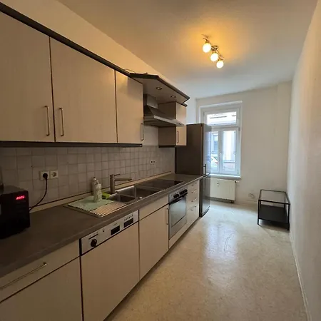 Traumhafte Ferien- Und Monteurswohnung Suedlich Von Leipzig In Naehe A72 Апартаменты