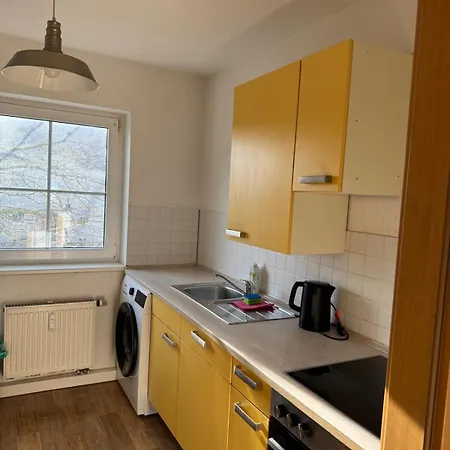 Traumhafte Ferien- Und Monteurswohnung Suedlich Von Leipzig In Naehe A72 Апартаменты *