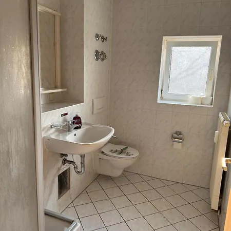 Wunderschoene In Apartment Bohlen (Saxony)